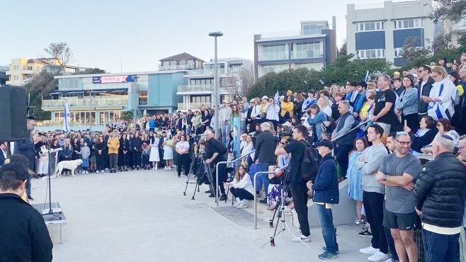 Sydney Jewish community mourns Hamas attack one year on